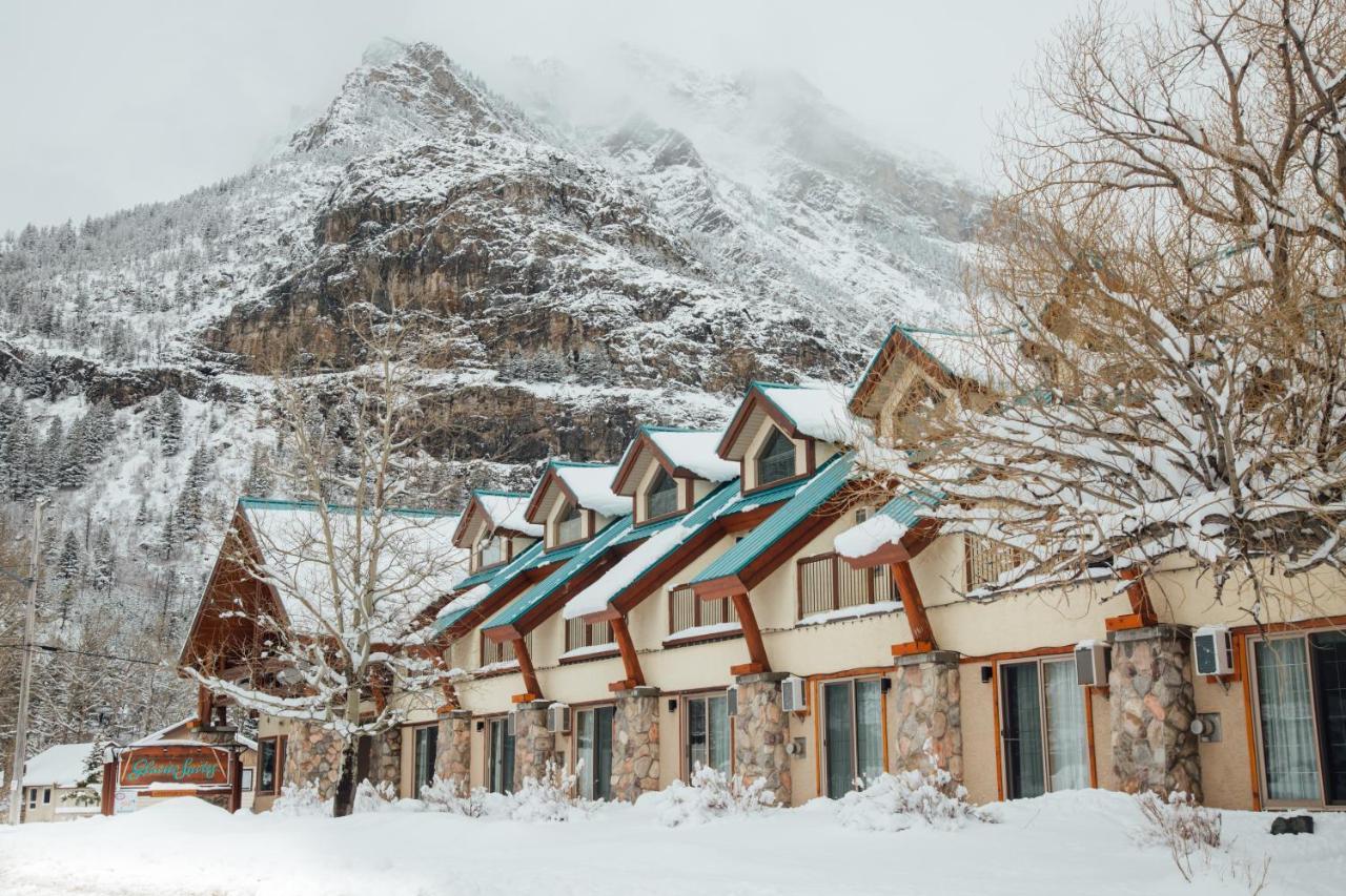 Waterton Glacier Suites Bagian luar foto